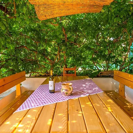Villa Rustic Margerita With Pool In Porec Kaštelir