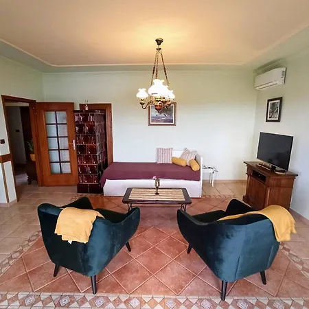 Villa Rustic Margerita With Pool In Porec